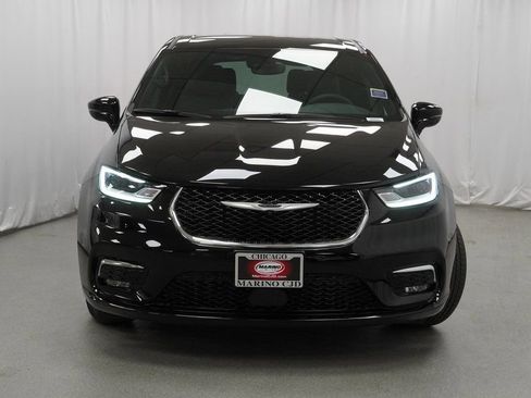 New 2026 Chrysler Pacifica Select image 7