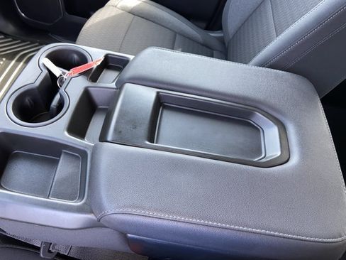Used 2023 Chevrolet Silverado 1500 LT AWD/4WD image 39