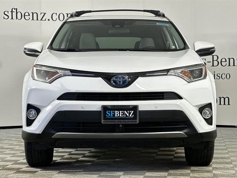 Used 2018 Toyota RAV4 XLE w/ Convenience Package image 9