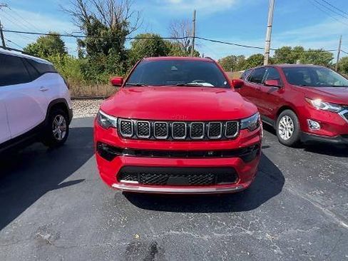 Used 2024 Jeep Compass Limited AWD/4WD image 6