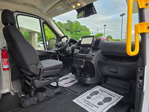 Used 2024 RAM ProMaster 3500 w/ Delivery Van Package FWD image 21
