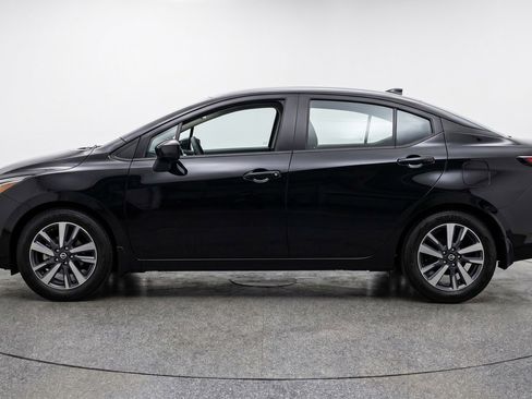 Used 2025 Nissan Versa SV FWD image 5