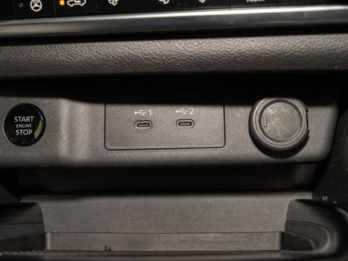 Certified 2024 Nissan Rogue SV w/ SV Premium Package image 17