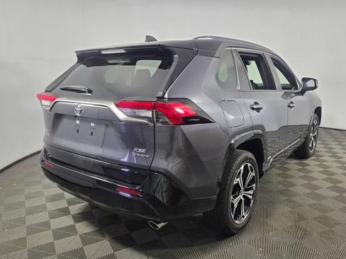 Used 2025 Toyota RAV4 XSE w/ Weather Package AWD/4WD image 13