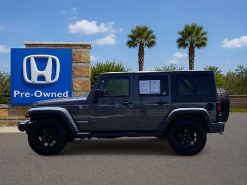 Used 2016 Jeep Wrangler Unlimited Sport w/ Quick Order Package 24S AWD/4WD image 3