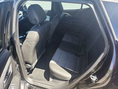 Used 2024 Chevrolet Trax LT w/ Driver Confidence Package FWD image 26