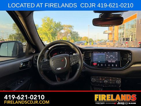 Used 2024 Dodge Durango R/T AWD/4WD image 4