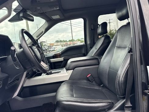 Used 2015 Ford F150 Lariat w/ Equipment Group 502A Luxury AWD/4WD image 20
