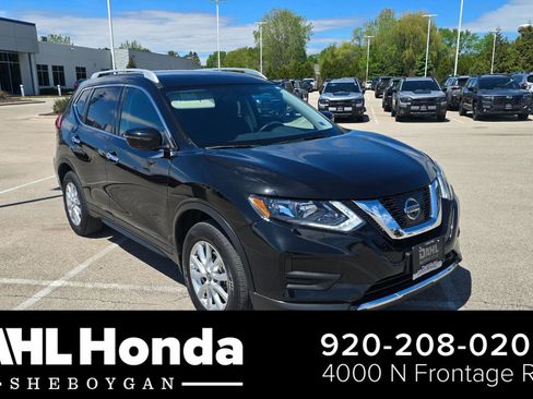 Used 2017 Nissan Rogue SV AWD/4WD image 1