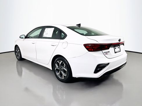 Used 2020 Kia Forte LXS image 8