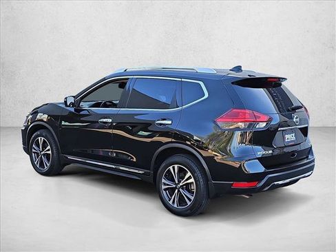 Used 2017 Nissan Rogue SL AWD/4WD image 8