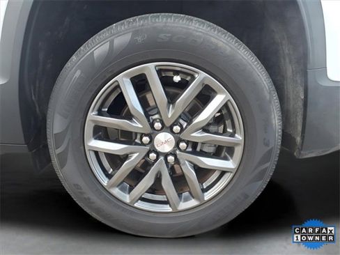 Used 2019 GMC Acadia SLT image 26