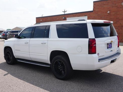 Used 2017 Chevrolet Suburban Premier AWD/4WD image 3