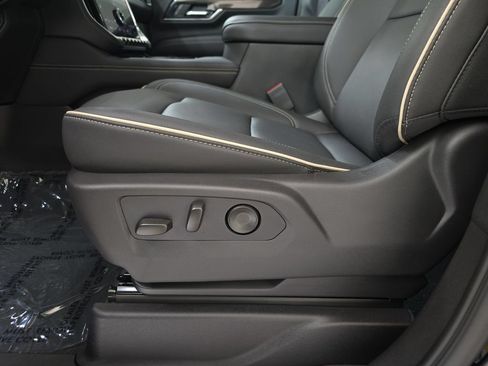 Used 2026 GMC Yukon XL Elevation RWD image 28