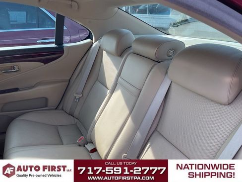 Used 2007 Lexus LS 460 RWD image 11