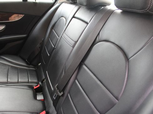 Used 2017 Mercedes-Benz C 300 4MATIC Sedan image 13