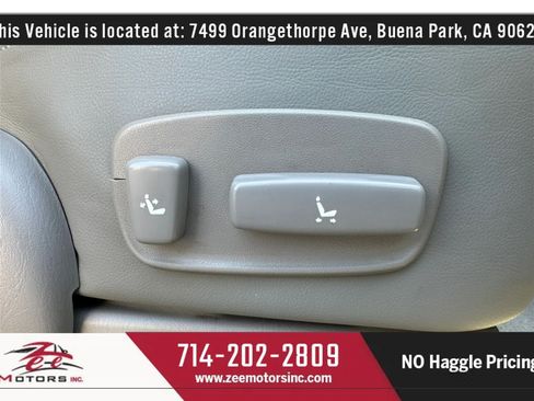 Used 2002 Toyota Sequoia Limited RWD image 41