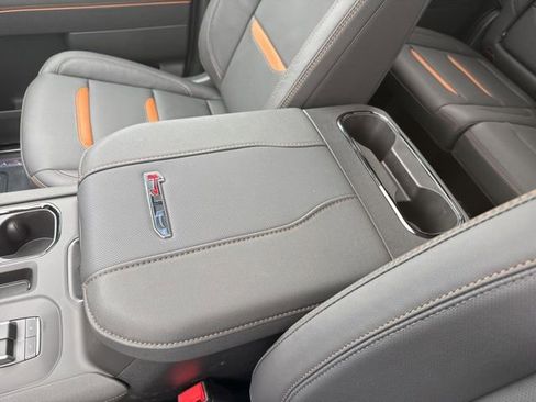 New 2026 GMC Sierra 2500 AT4 w/ AT4 Premium Plus Package AWD/4WD image 33