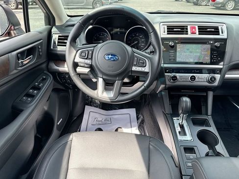 Used 2017 Subaru Outback 2.5i Limited AWD/4WD image 14