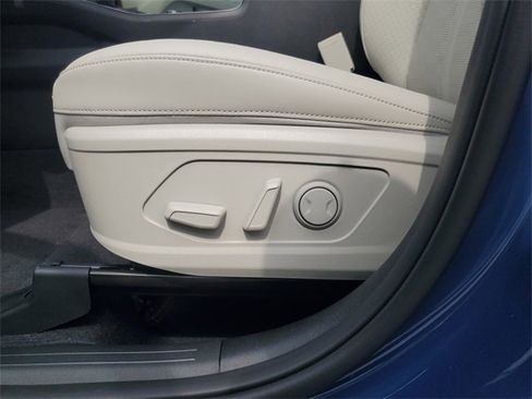 New 2025 Kia Sorento S image 16