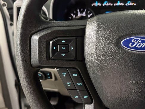 Used 2022 Ford F250 XL w/ Power Equipment Group image 21