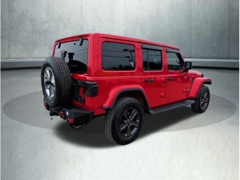 Used 2021 Jeep Wrangler Unlimited Sahara w/ Uconnect 4C Nav & Sound Group image 5