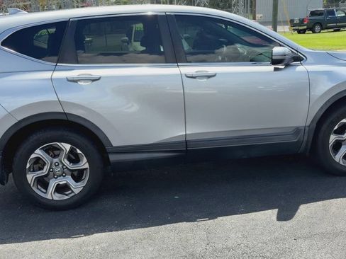 Used 2017 Honda CR-V EX image 9
