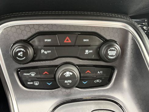 Used 2016 Dodge Challenger SXT Plus RWD image 23