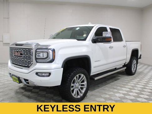 Used 2016 GMC Sierra 1500 Denali w/ Denali Ultimate Package AWD/4WD image 10