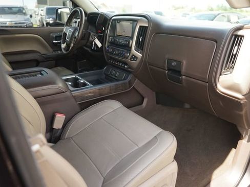 Used 2016 GMC Sierra 1500 Denali w/ Enhanced Driver Alert Package AWD/4WD image 18