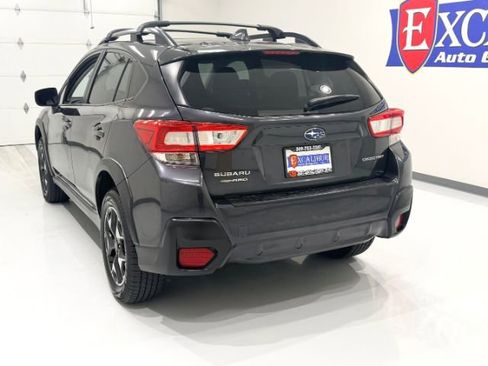 Used 2019 Subaru Crosstrek 2.0i Premium w/ Eyesight System image 11