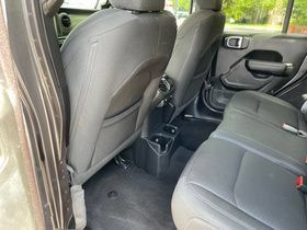 Used 2021 Jeep Wrangler Unlimited Sport AWD/4WD image 11