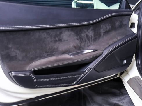 Used 2012 Ferrari 458 Spider RWD image 12