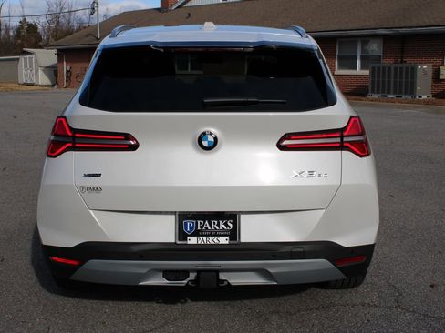 New 2026 BMW X3 xDrive30 w/ Premium Package image 7