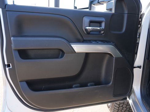 Used 2018 Chevrolet Silverado 1500 LT w/ All Star Edition image 14