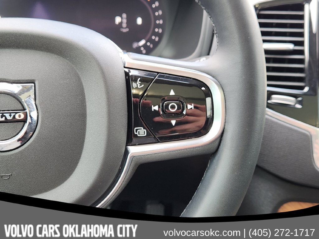 Certified 2024 Volvo XC90 B6 Plus w/ Protection Package Premier AWD/4WD image 23