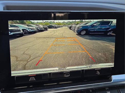 New 2026 GMC Sierra 1500 SLE w/ Preferred Package image 18