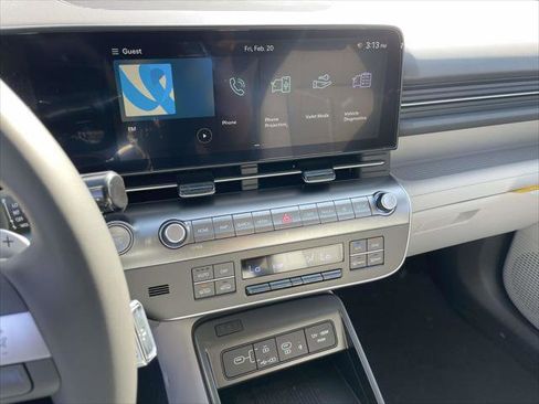 New 2026 Hyundai Kona SEL Premium FWD image 9