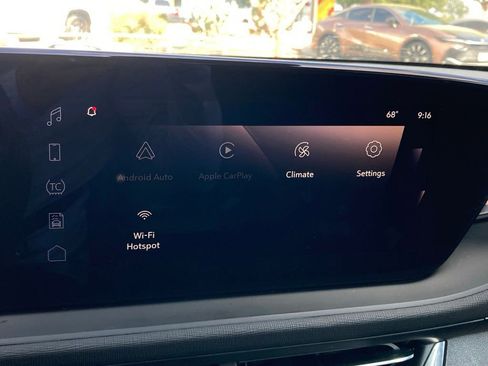 Used 2025 Buick Envista Preferred image 17