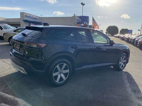 Certified 2024 Honda Prologue EX image 5