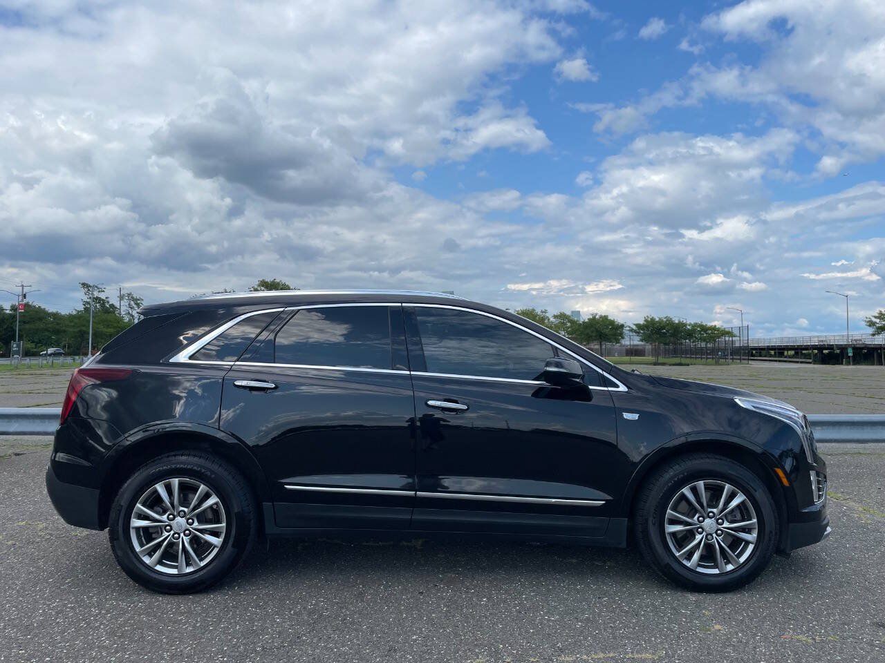 Used 2022 Cadillac XT5 Premium Luxury AWD/4WD image 14