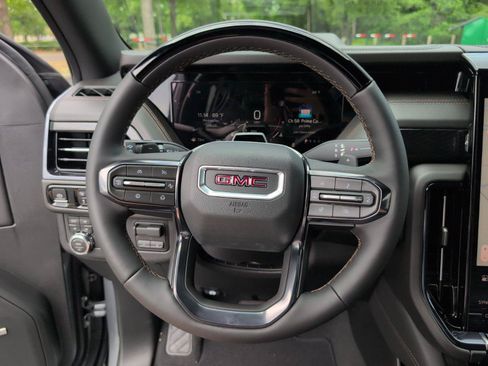 New 2026 GMC Yukon XL AT4 w/ AT4 Premium Plus Package AWD/4WD image 29