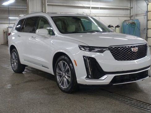 New 2025 Cadillac XT6 Premium Luxury w/ Technology Package image 1