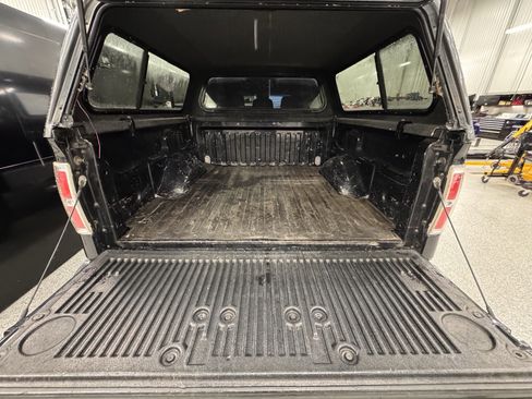 Used 2012 Ford F150 XLT w/ XLT Chrome Pkg image 22