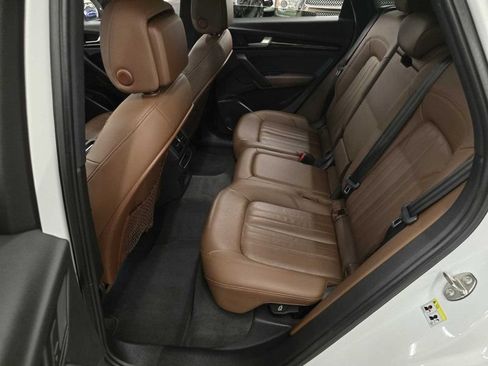 Used 2020 Audi Q5 2.0T Premium w/ Convenience Package AWD/4WD image 8