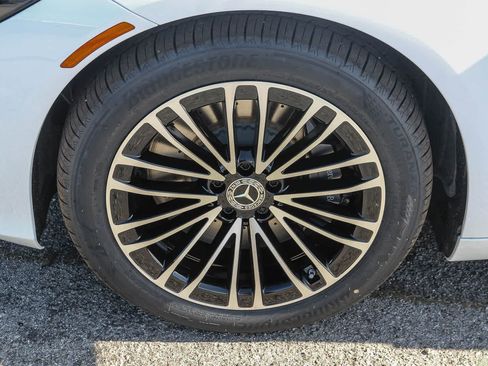 New 2026 Mercedes-Benz S 580e 4MATIC Sedan image 10