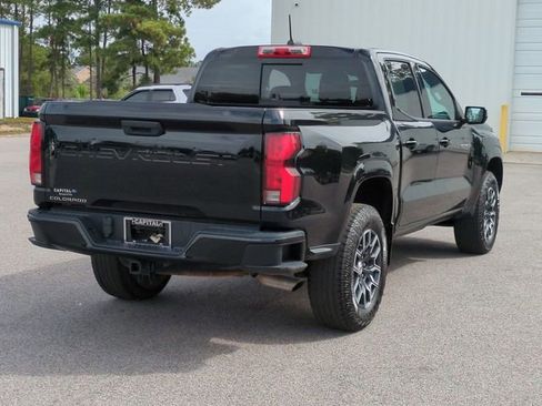 Used 2023 Chevrolet Colorado Z71 image 3