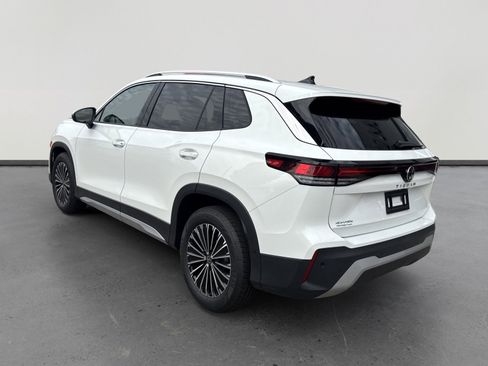 New 2026 Volkswagen Tiguan S image 4