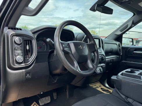 Used 2019 Chevrolet Silverado 1500 Custom Trail Boss AWD/4WD image 14