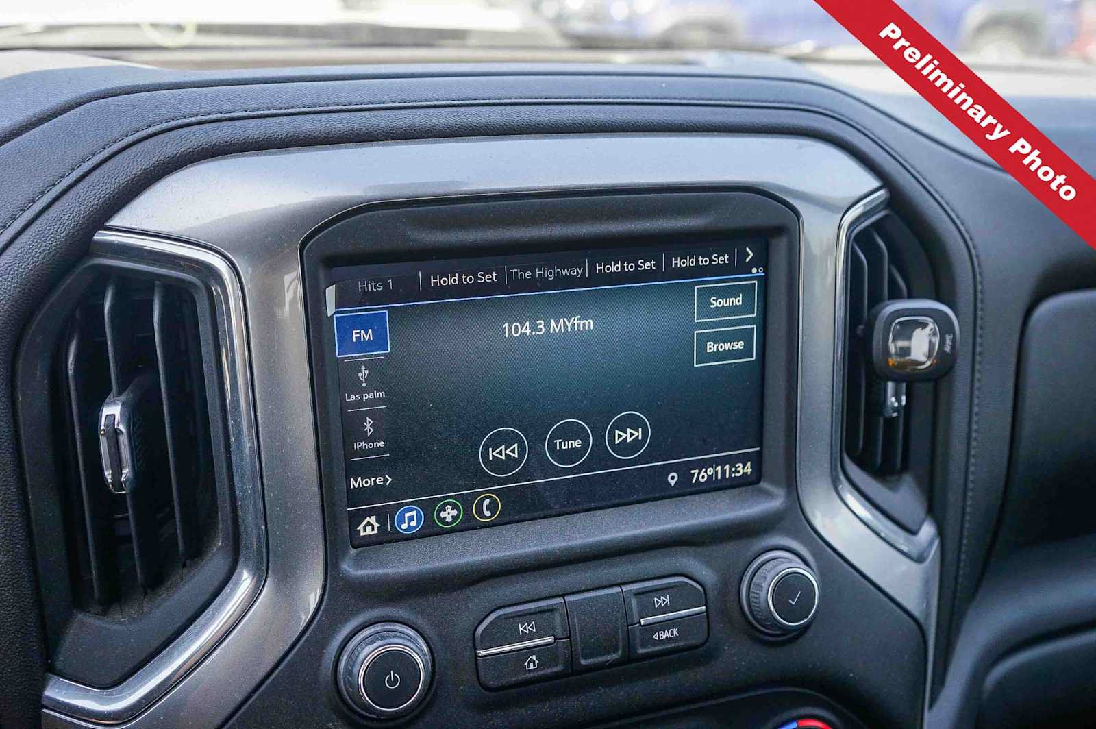 Used 2022 Chevrolet Silverado 1500 LT w/ Bed Protection Package RWD image 18